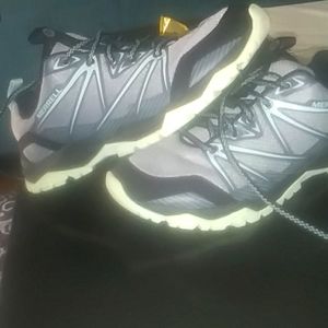 Merrell size 8 women's